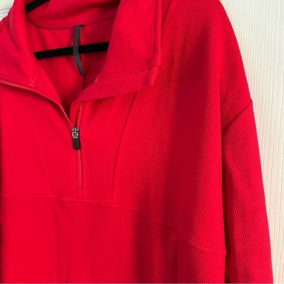 Size L Gaiam Red Ribbed Quarter Zip Pullover Hoodie - Picture 4 of 5
